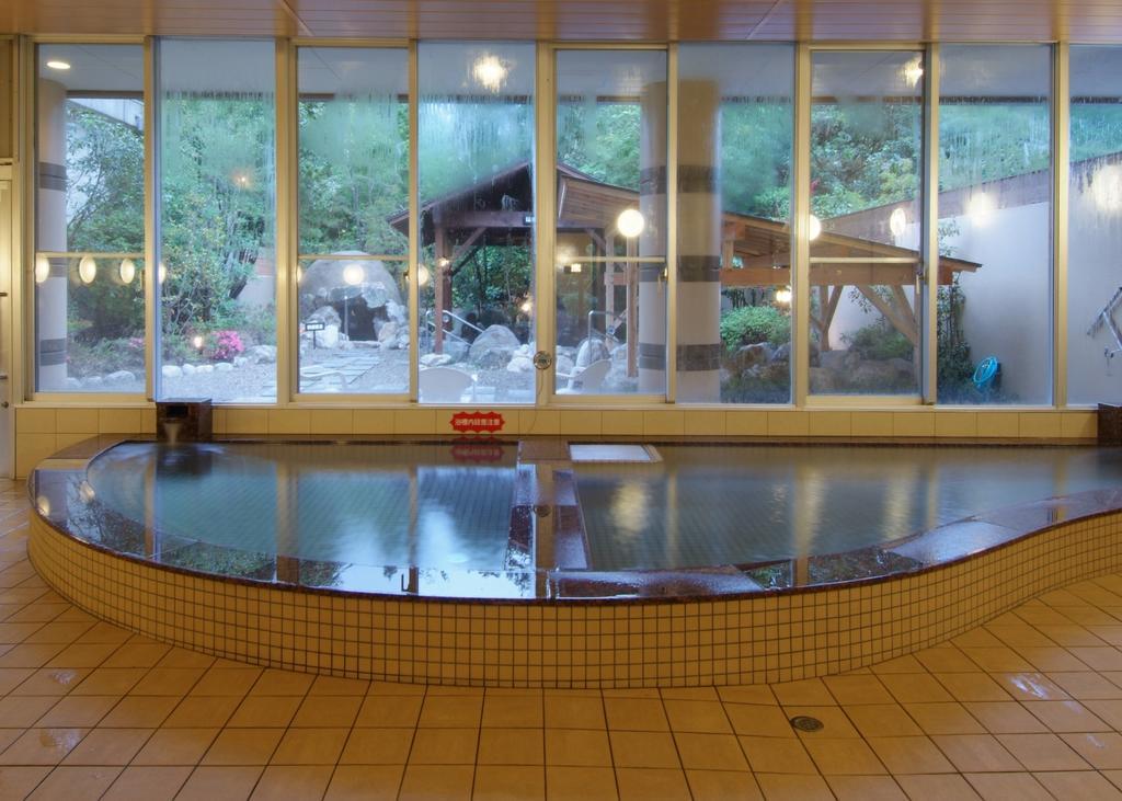 Route Inn Grantia Fukuoka Miyawaka - Wakita Onsen Εξωτερικό φωτογραφία