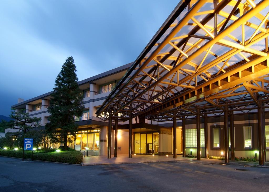 Route Inn Grantia Fukuoka Miyawaka - Wakita Onsen Εξωτερικό φωτογραφία